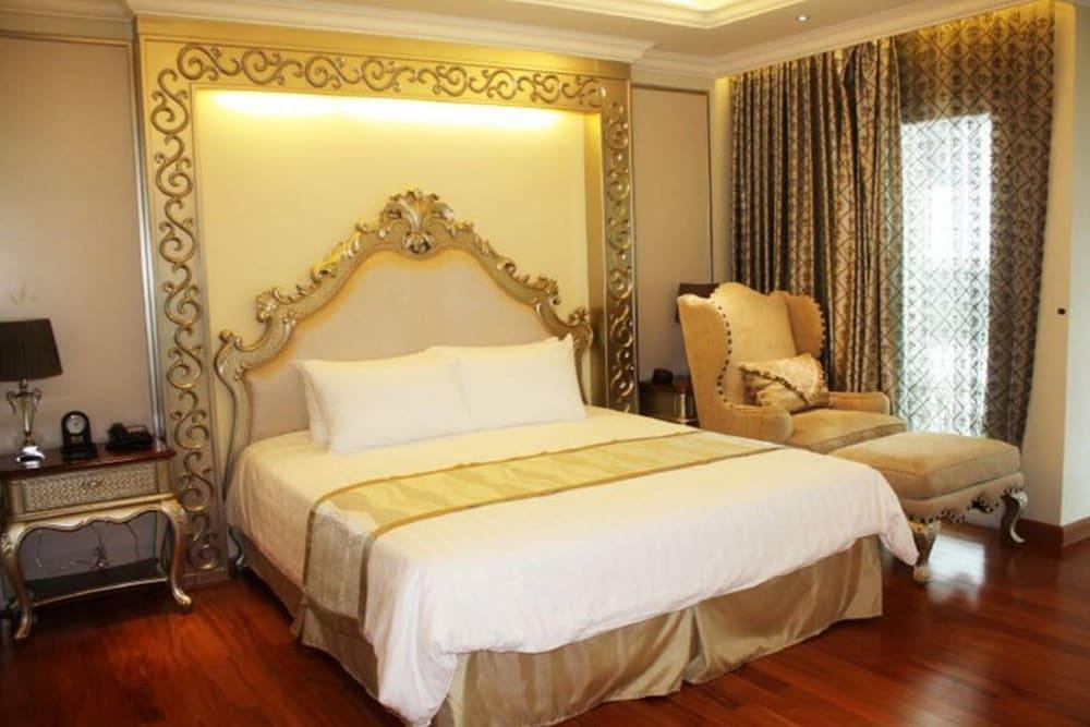 Lk The Empress Hotell Pattaya Exteriör bild